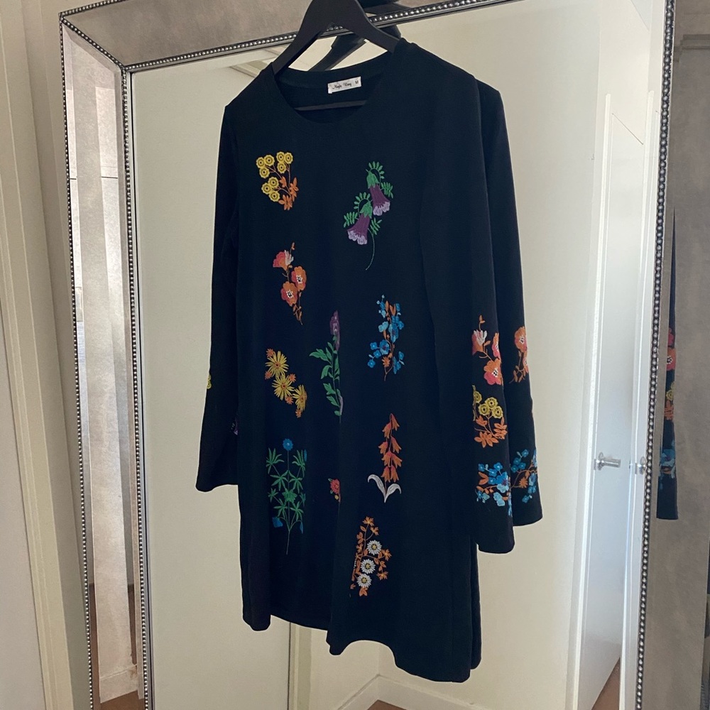 Maybe Wang Floral Print Shift Dress